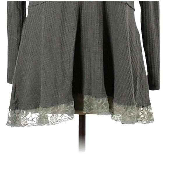 Merokeety Gray Thermal And Lace Long Sleeve Tunic Top Size Large - Picture 4 of 9
